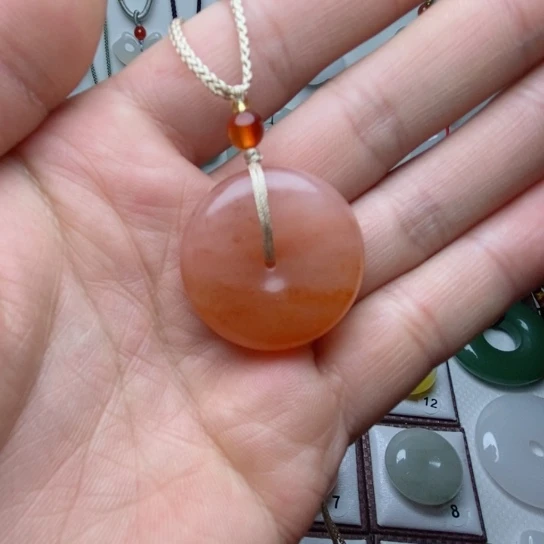 石英质玉颈饰未镶嵌夏**提