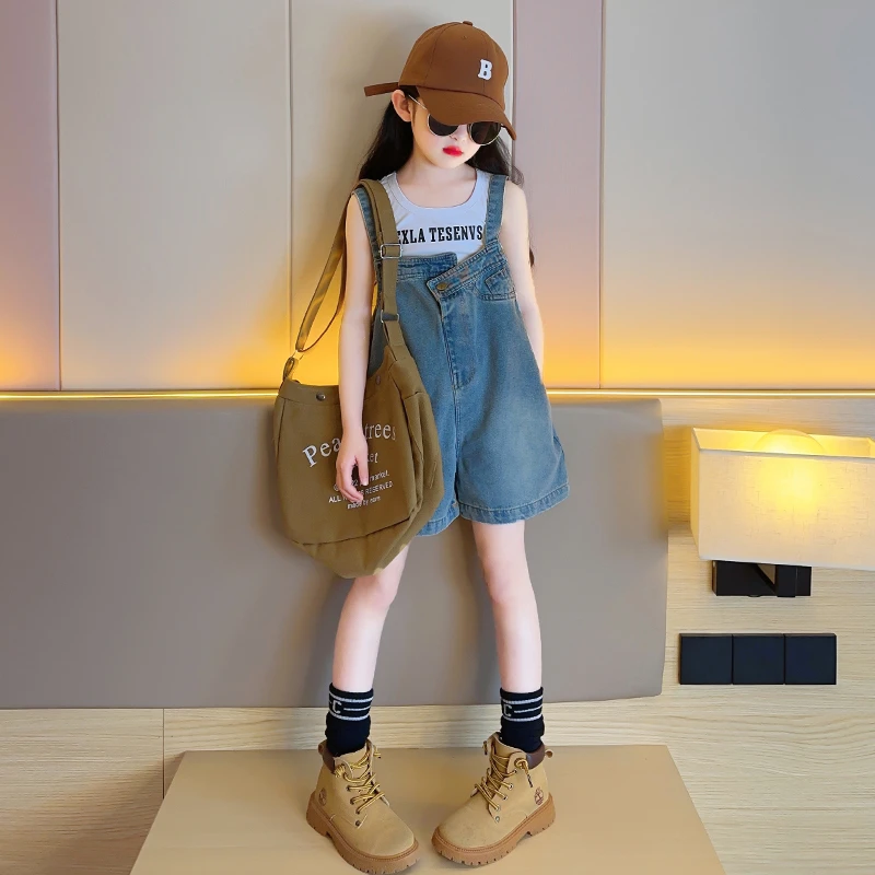 女童潮酷背带裤2025夏季韩版小女孩洋气牛仔裤中大童时髦休闲短裤