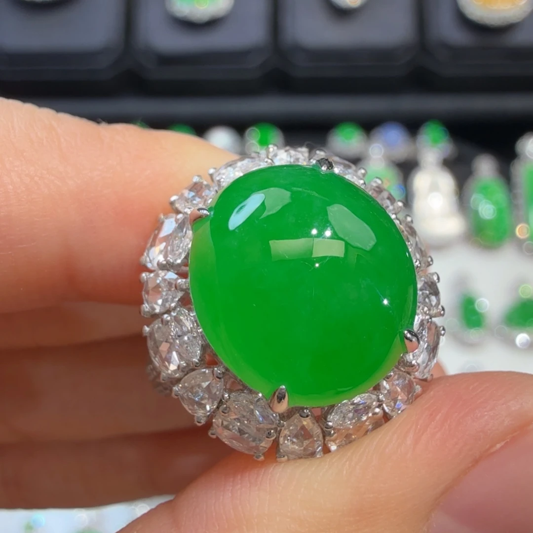 西***响翡翠18K金镶嵌戒指收到货48小时鉴赏期