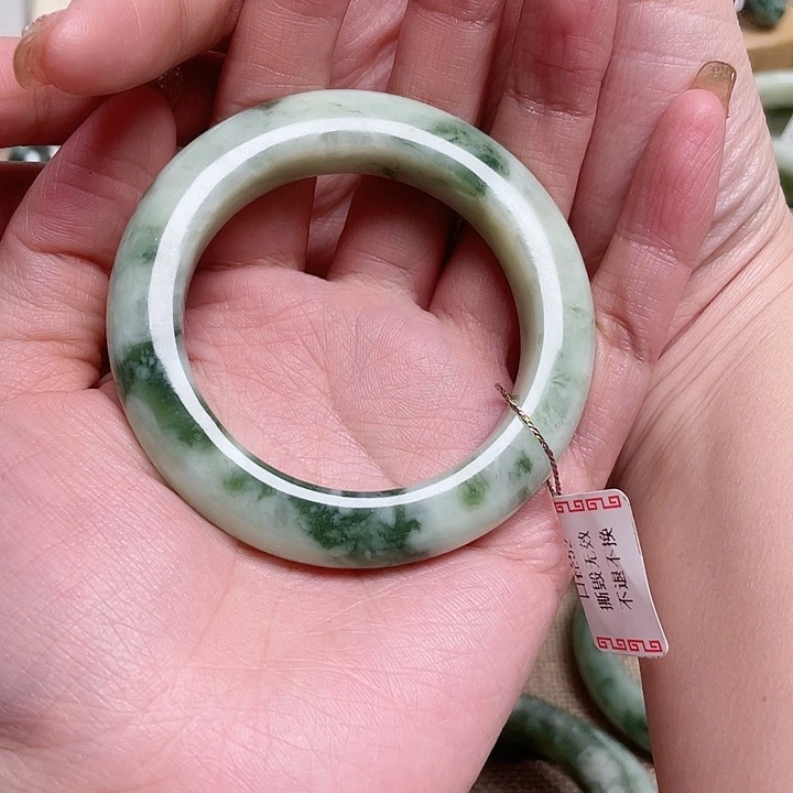 透闪石-蛇纹石玉手镯未镶嵌A****西