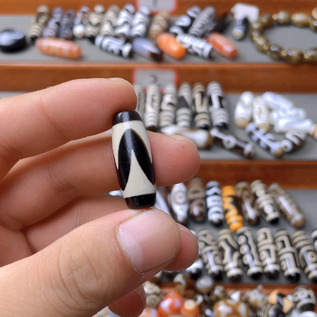 未镶嵌颈饰玛瑙/玉髓