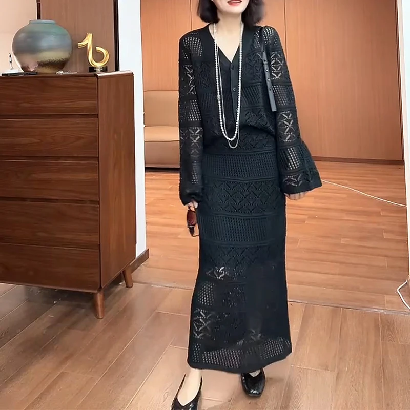 2025年春松弛感小众不撞款黑色蕾丝长袖上衣半裙套装大码女装胖MM