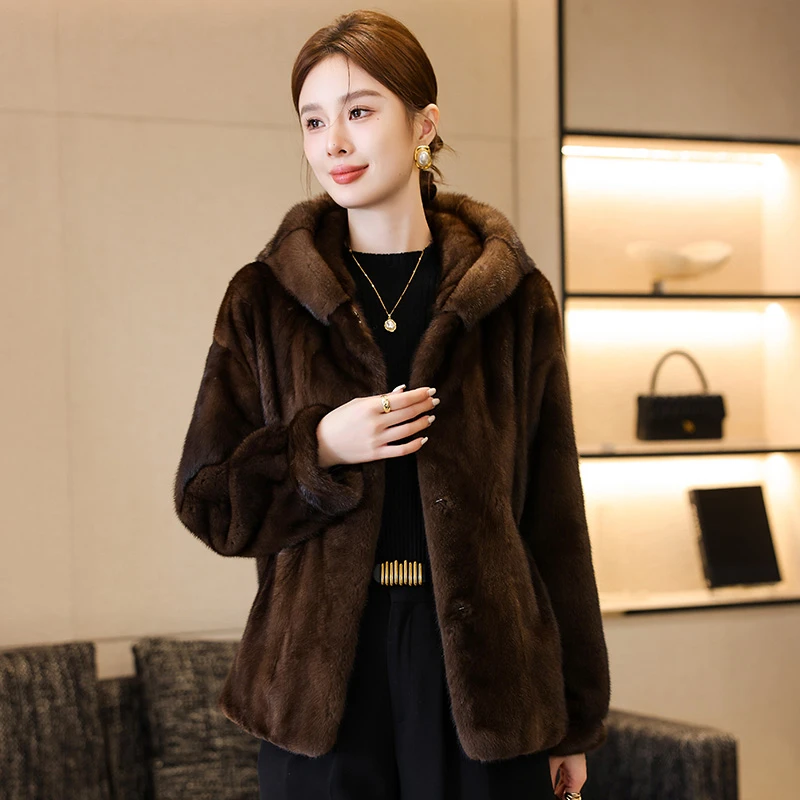 水貂毛皮一体草外套女整貂裘皮时尚连帽年轻天鹅绒貂皮大衣短款女