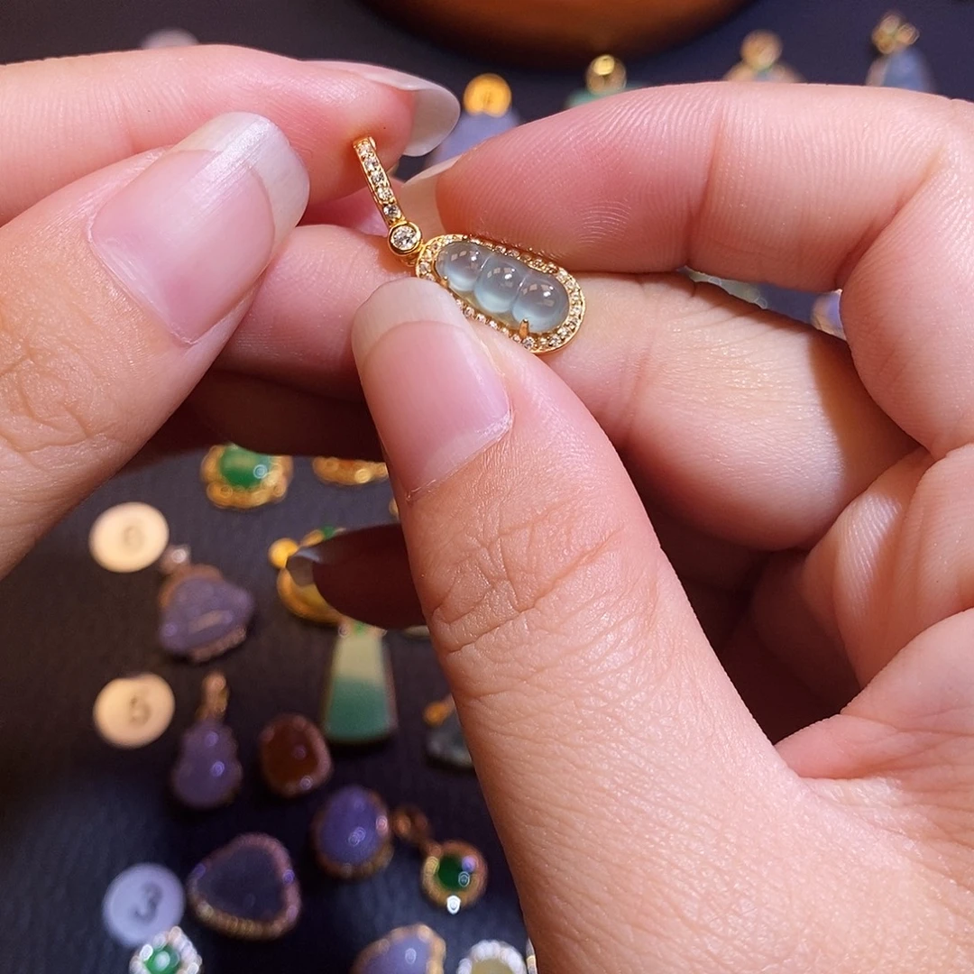 翡翠银S925镶嵌颈饰