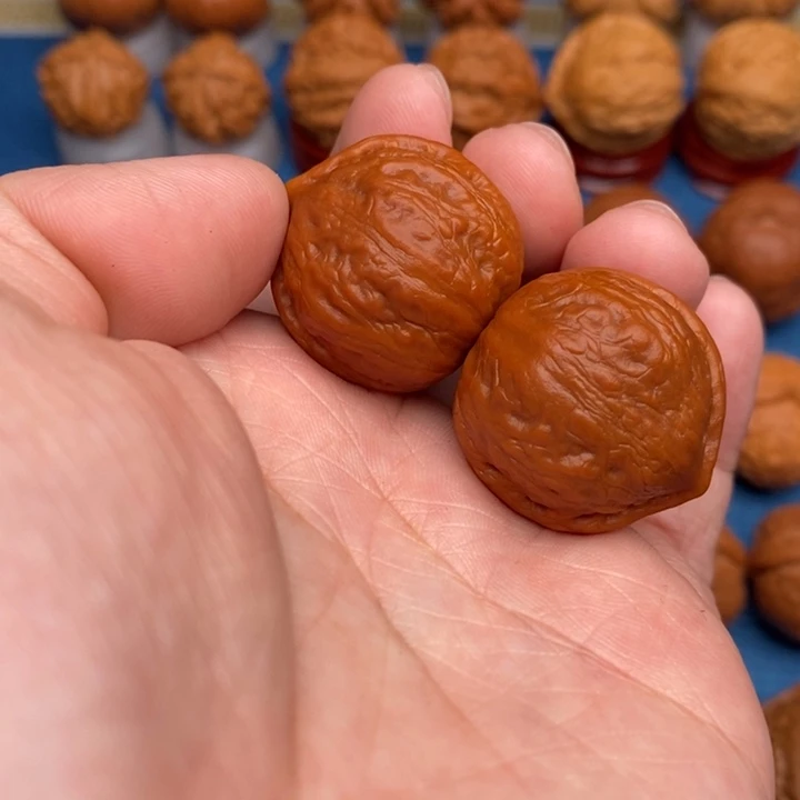 文玩核桃把件寿桃