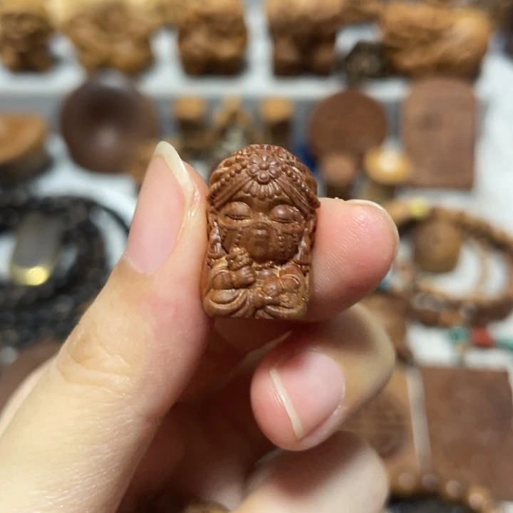 旅****檀香木其他扎基拉姆印度迈索尔老山檀香