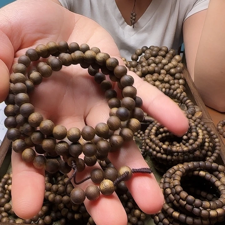 手串沉香卡0.7多圈多样性发