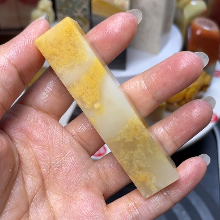 清***屋寿山石印石素章原石