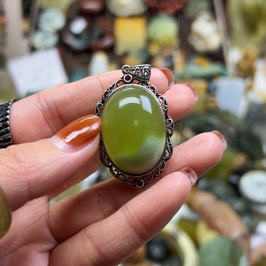 一***月岫玉银S925镶嵌颈饰岫玉青提挂坠