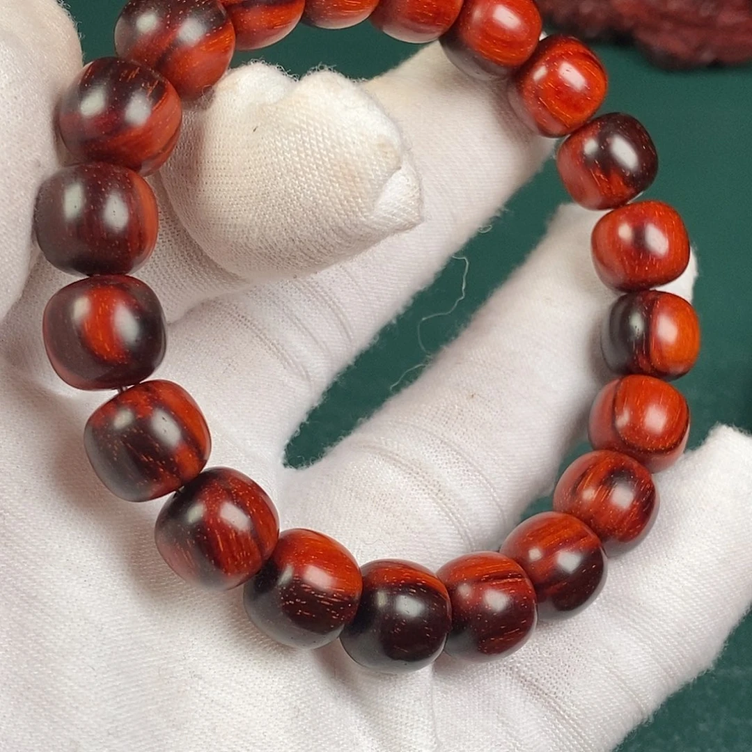 小叶紫檀东****司小叶主播10✖️11手串