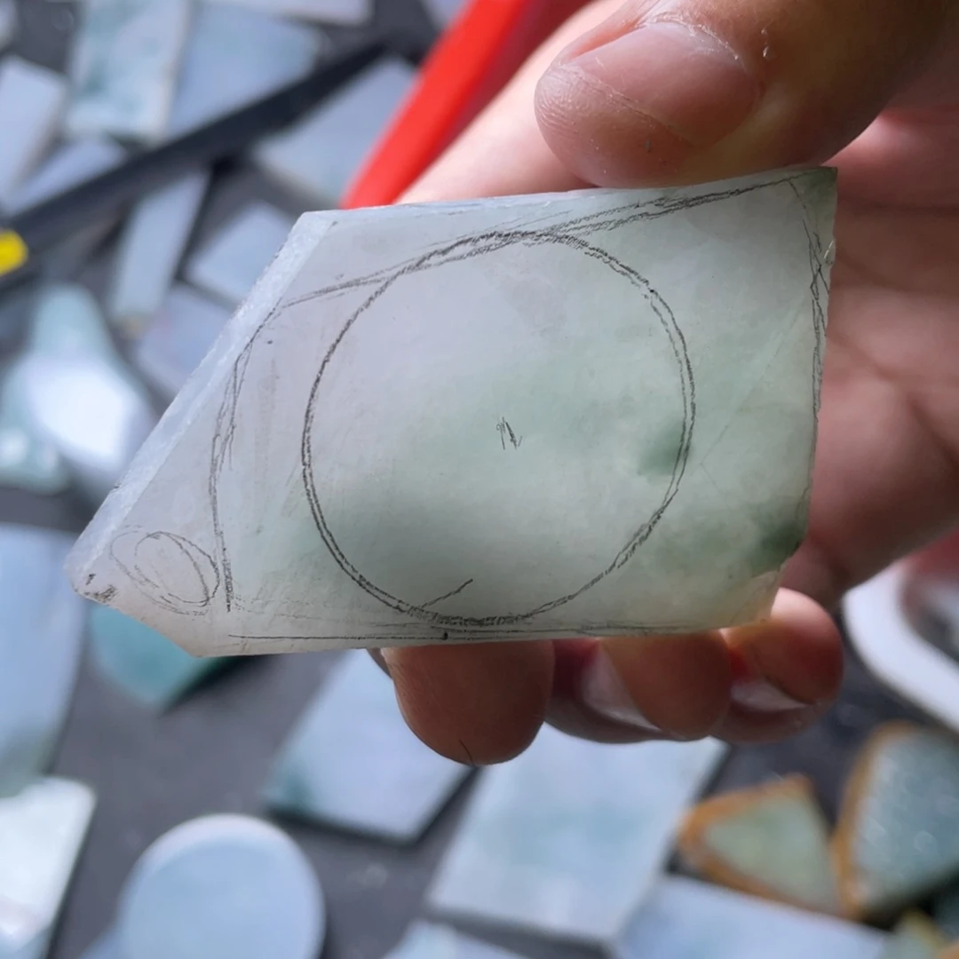 未镶嵌定制翡翠家*包工