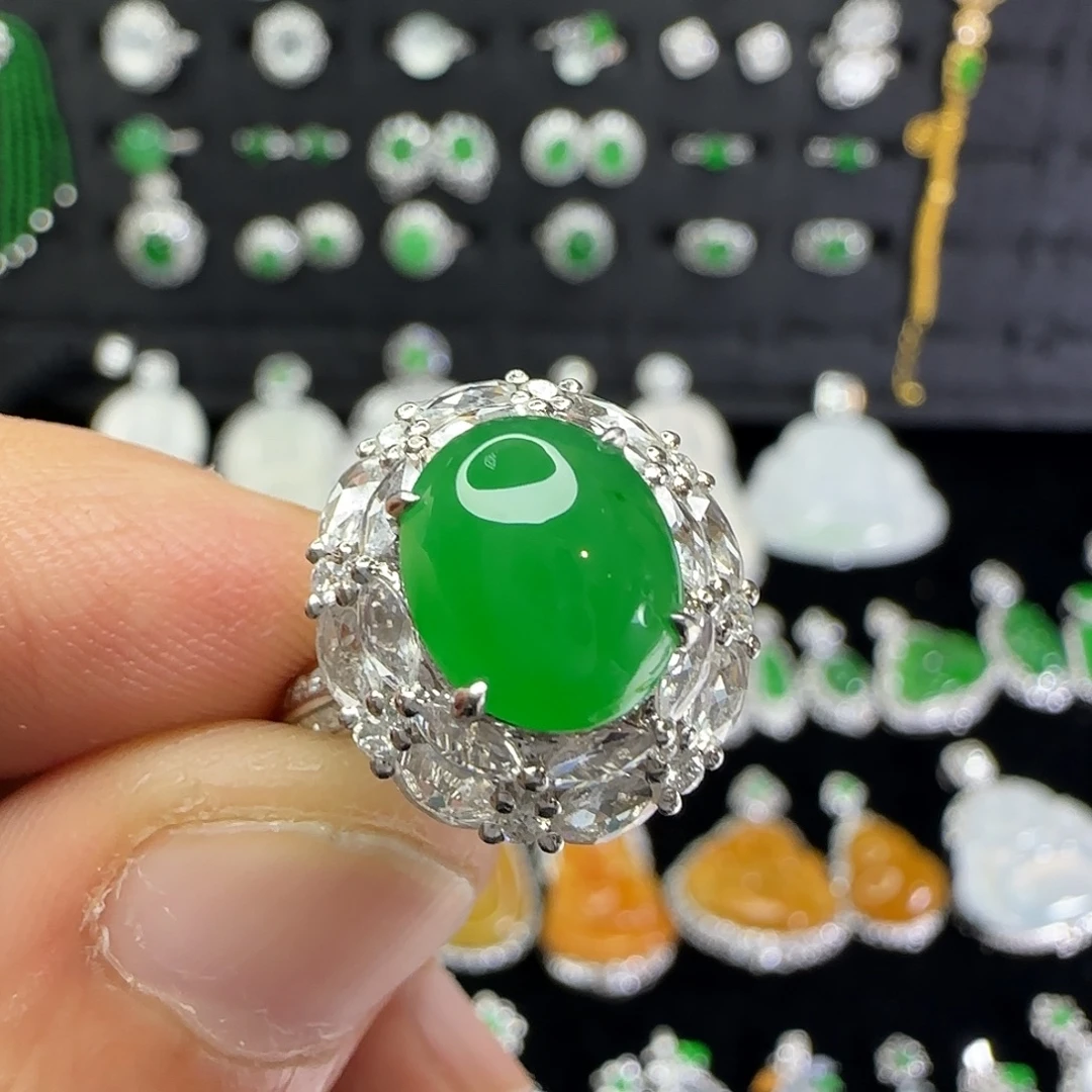 翡翠18K金镶嵌戒指天然翡翠