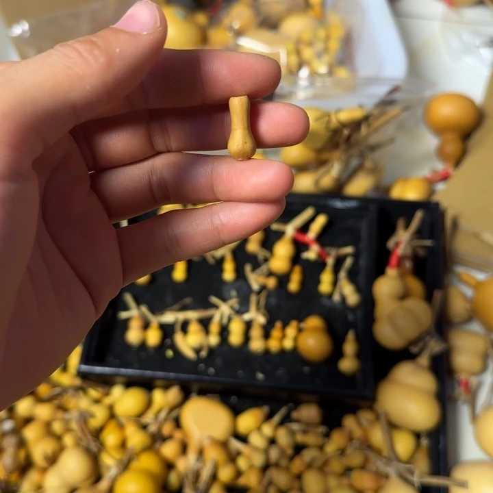 鳯***凰葫芦打孔后不退不换！