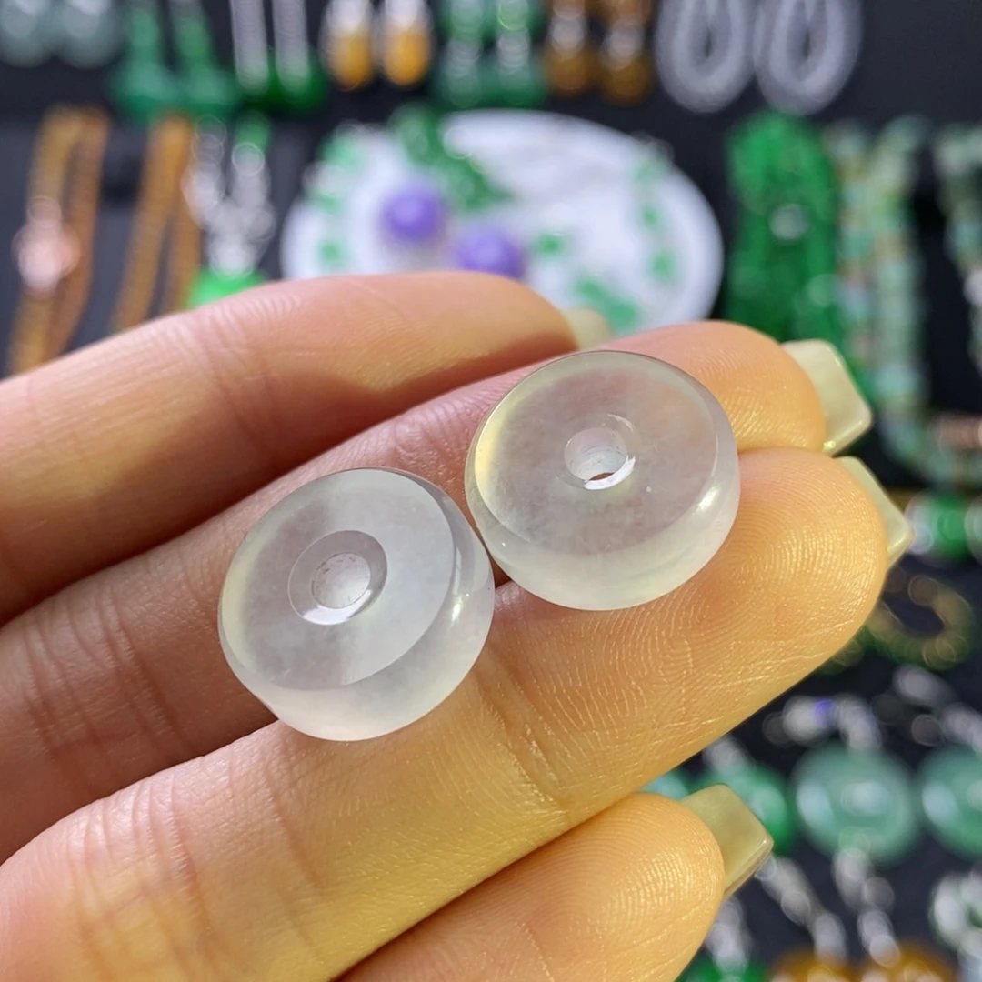 翡翠未镶嵌耳饰高冰路路通