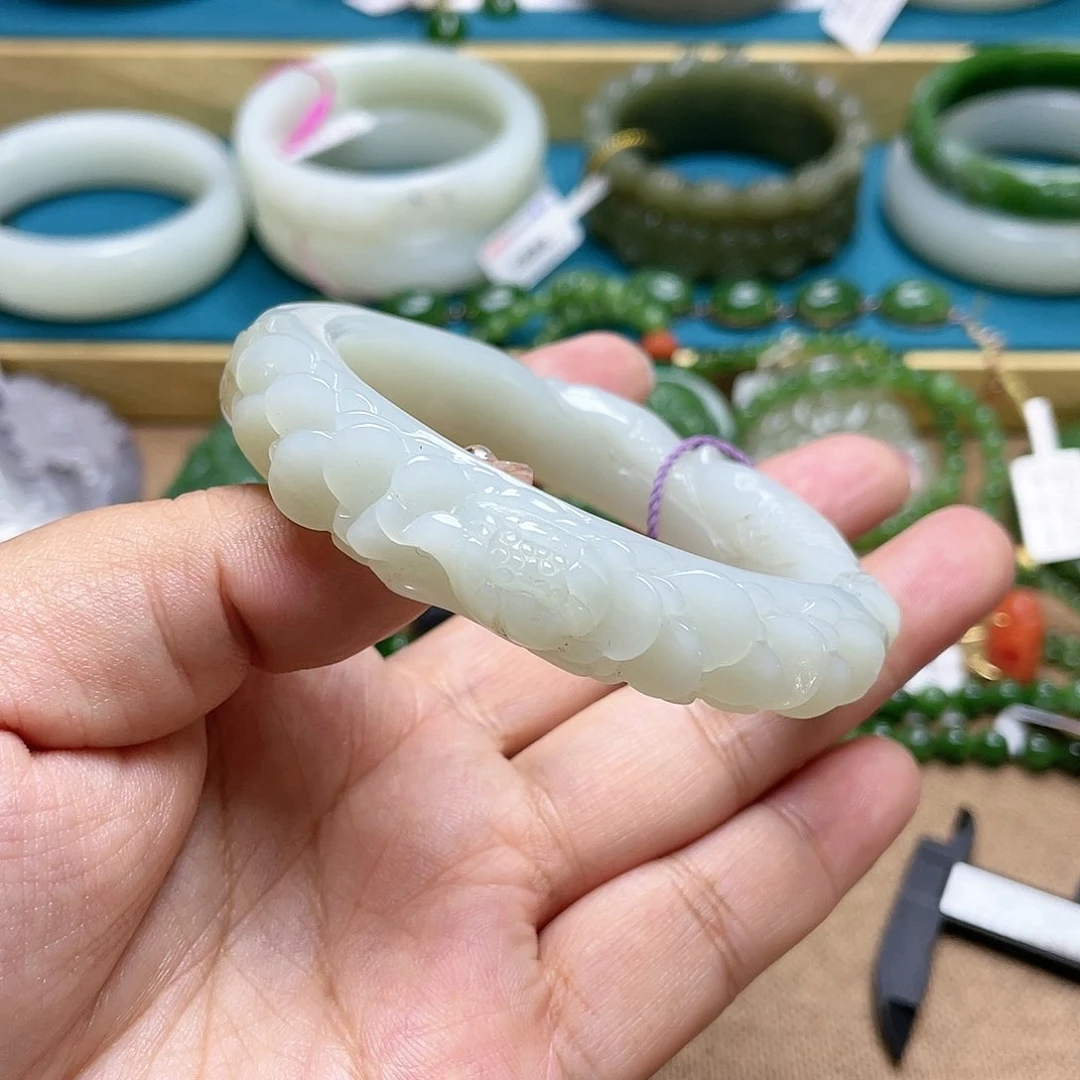 【闪购商品】和田玉手镯56圈口95未镶嵌