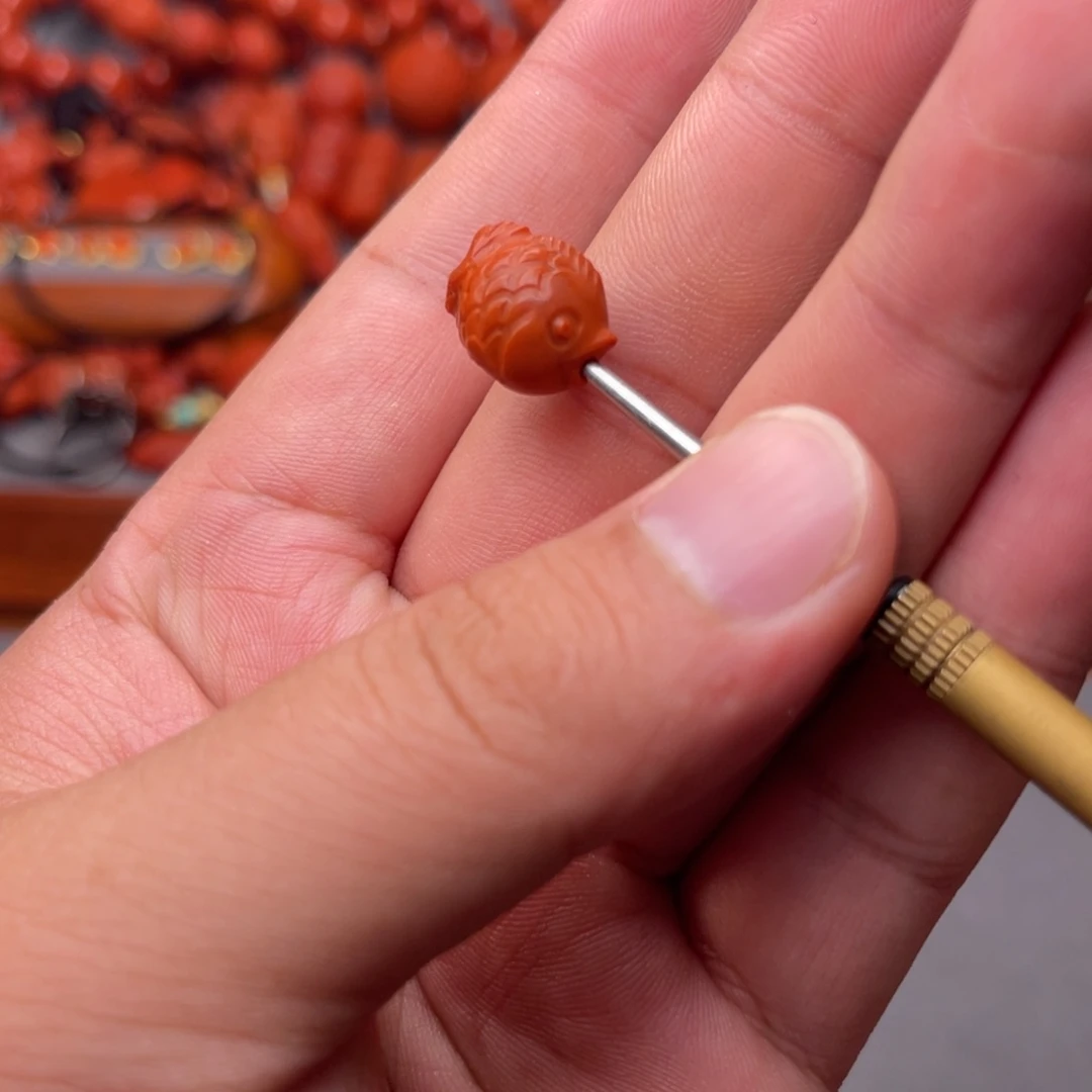 南红玛瑙配饰未镶嵌