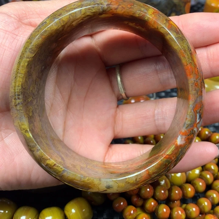 未镶嵌手镯玛瑙/玉髓用****易