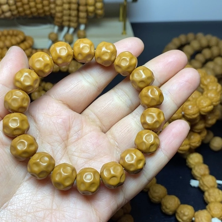 猴头核桃手串猴头