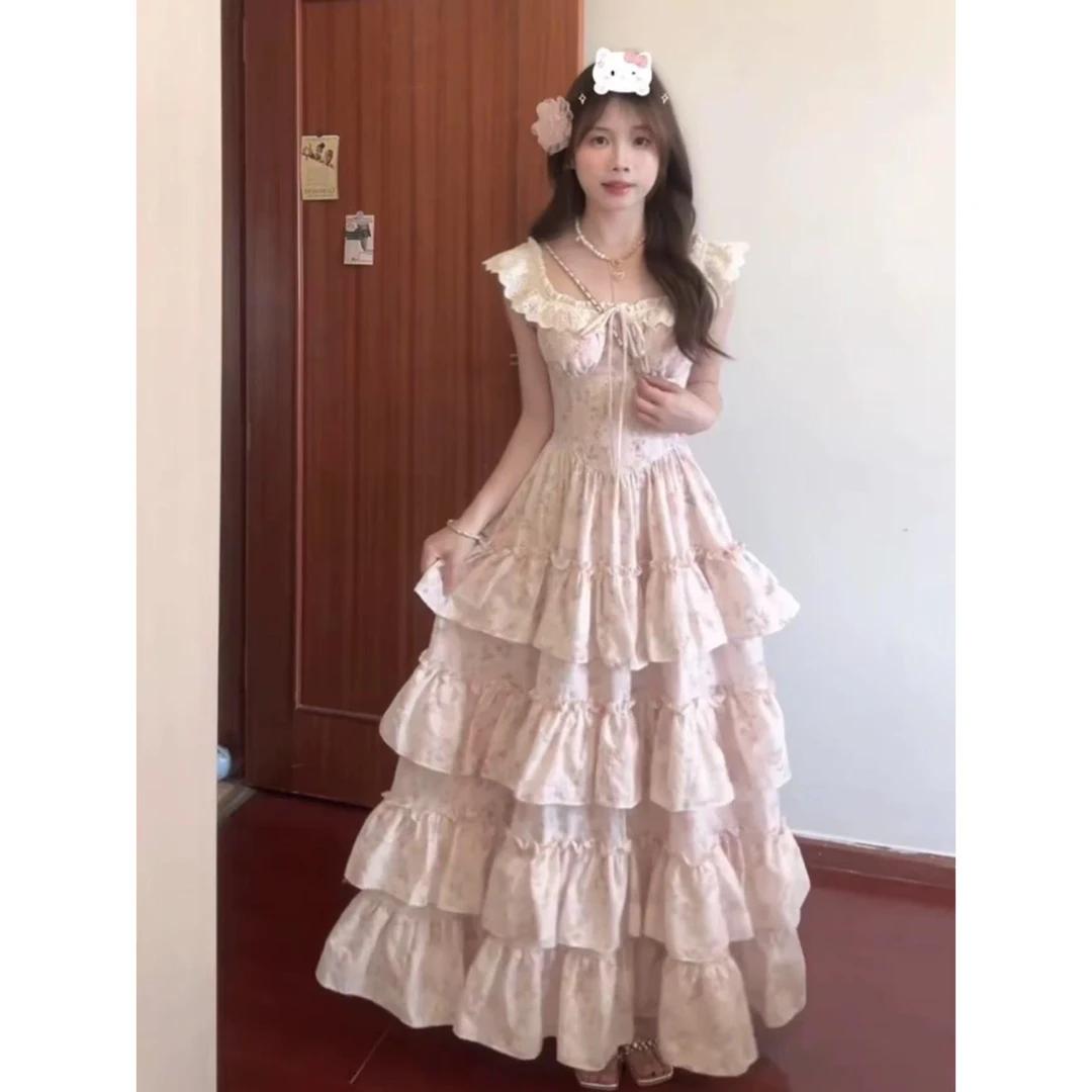 2025新款气质蕾丝小飞袖连衣裙女夏季高级感甜美收腰显瘦蛋糕裙子