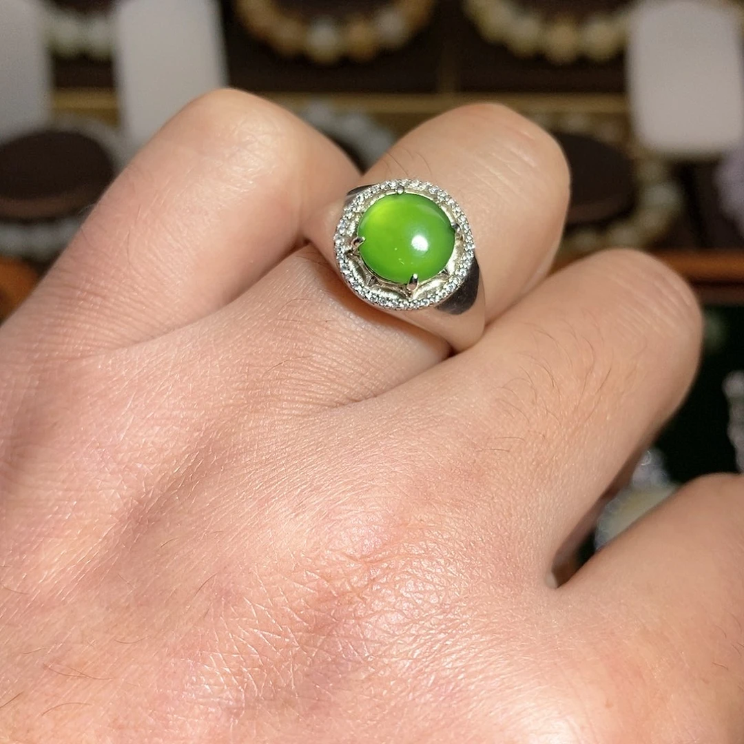 【闪购商品】银S925镶嵌戒指和田玉（碧玉）