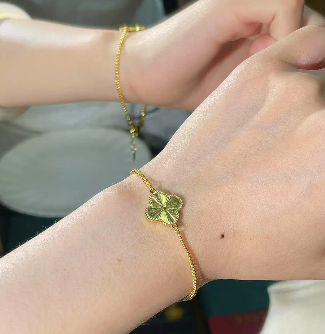 【166】好运加持精致款手链克