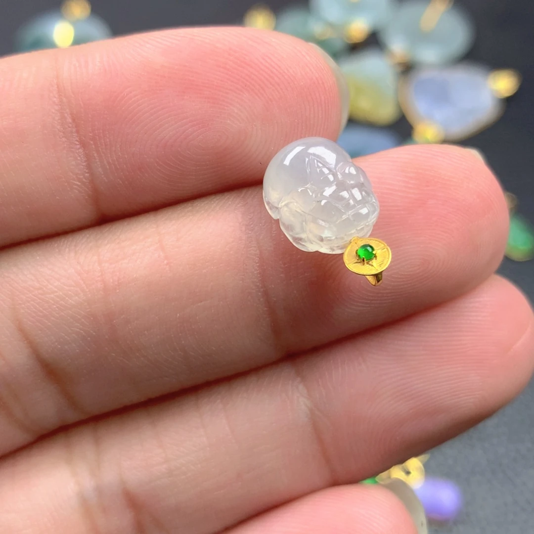 【闪购商品】颈饰18K金镶嵌翡翠翡翠