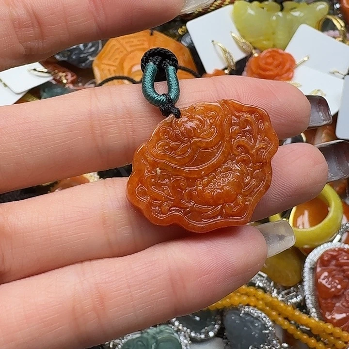 翡翠铂Pt900镶嵌项链翡翠