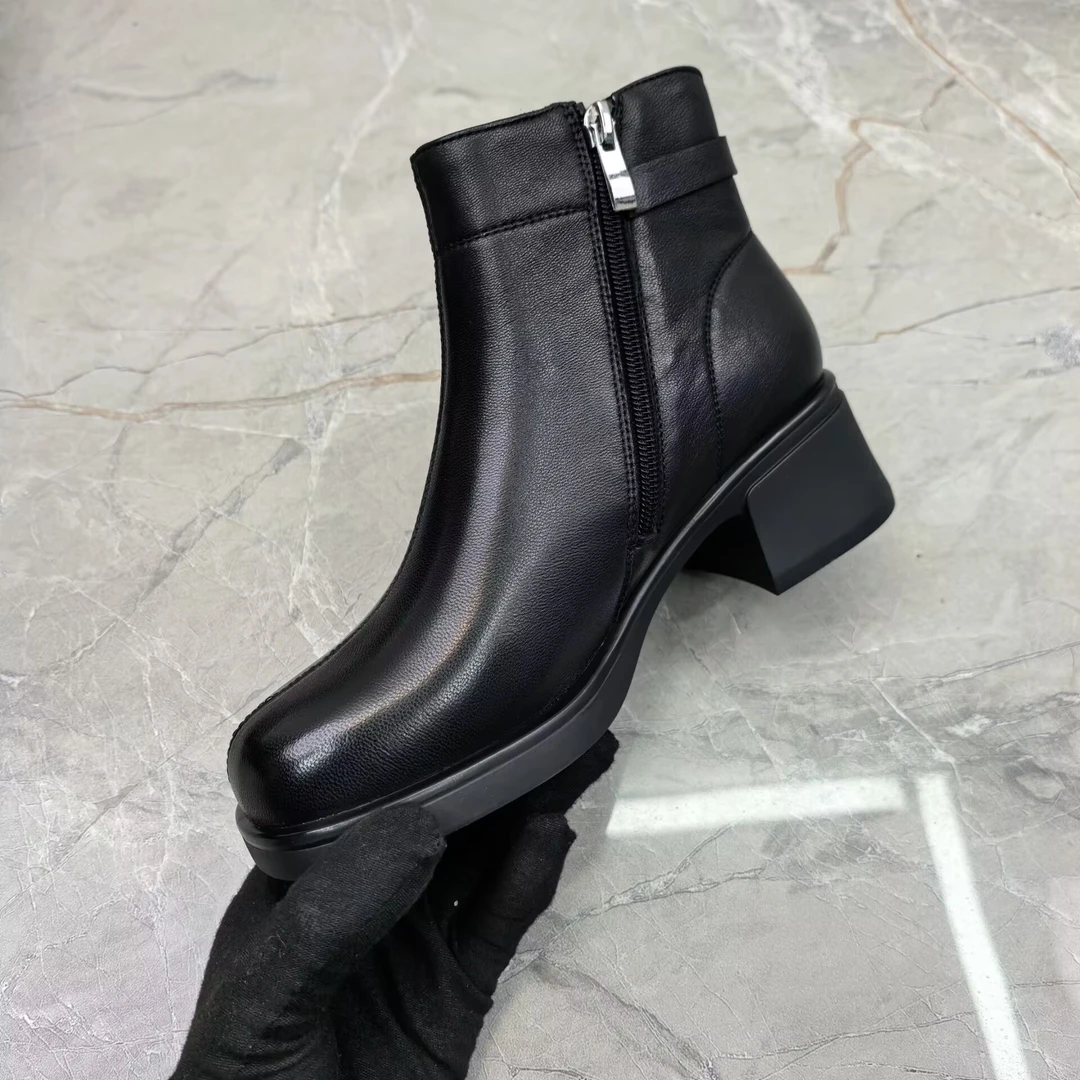 f  (孤品)  38码短靴女靴子 06005羊皮