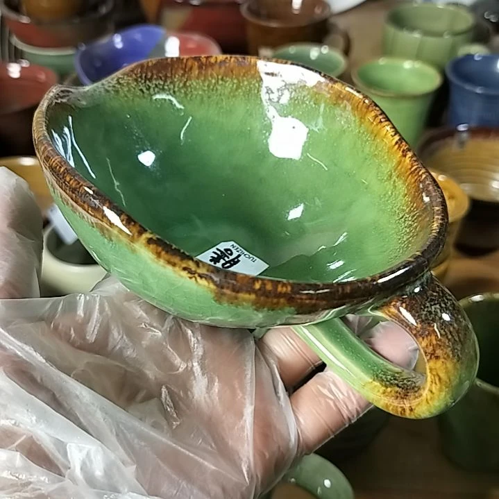 盘吉**生瓷片陶瓷杯盘壶碗都有