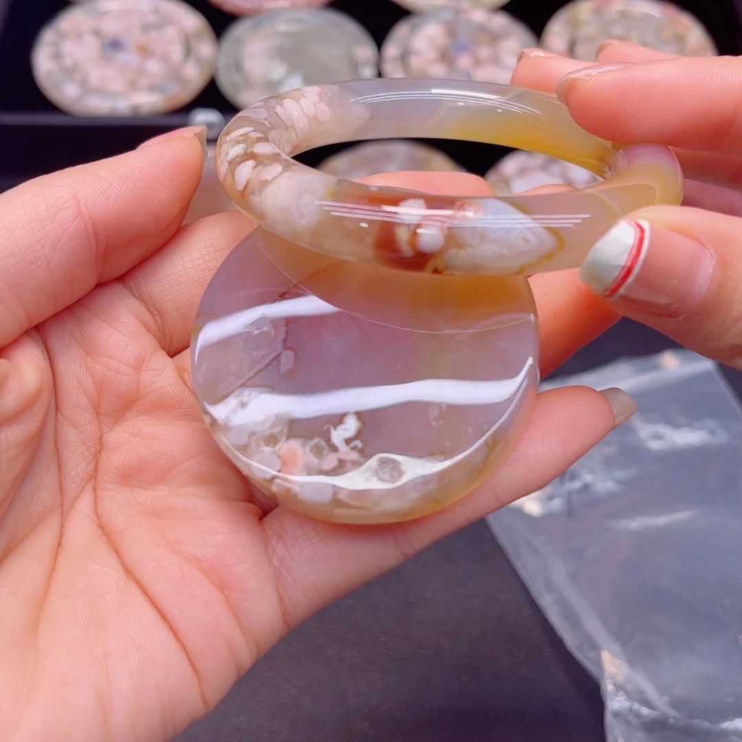 玛瑙/玉髓未镶嵌手镯54