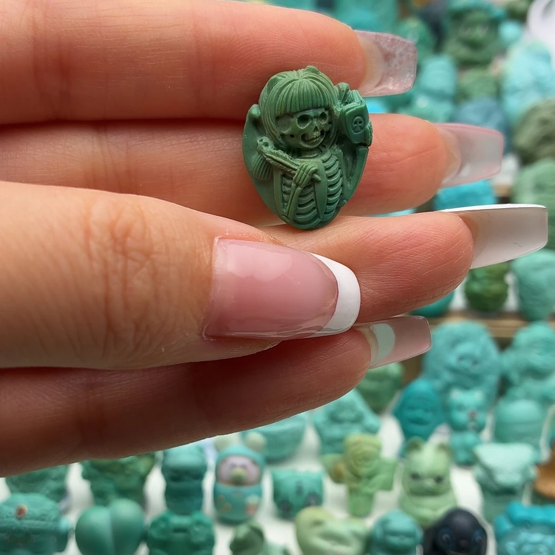 绿松石未镶嵌饰品