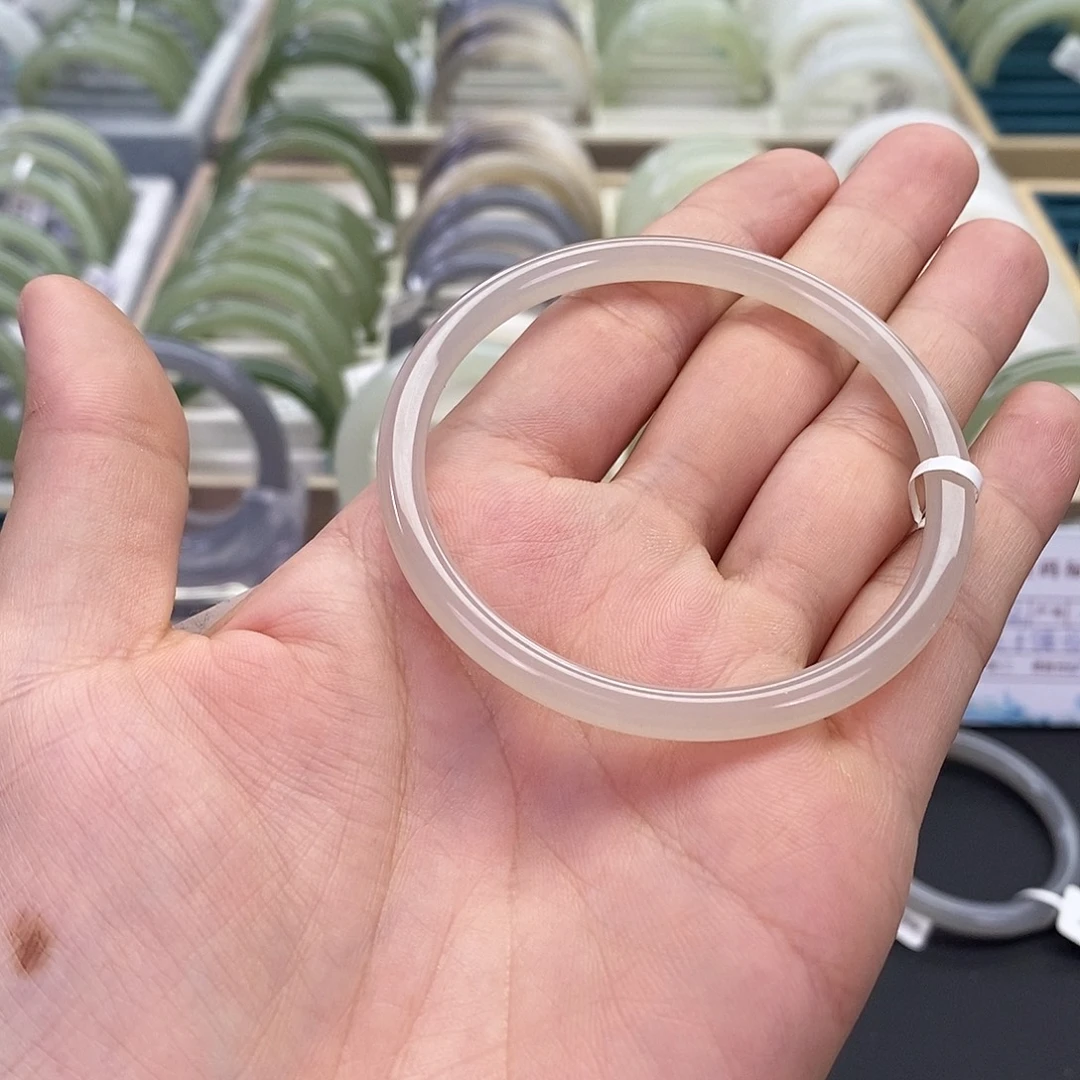 和田玉未镶嵌珠宝奇石56