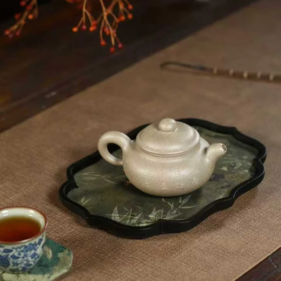仿古壶，容量250cc左右，原矿40目老段泥全手工制作。