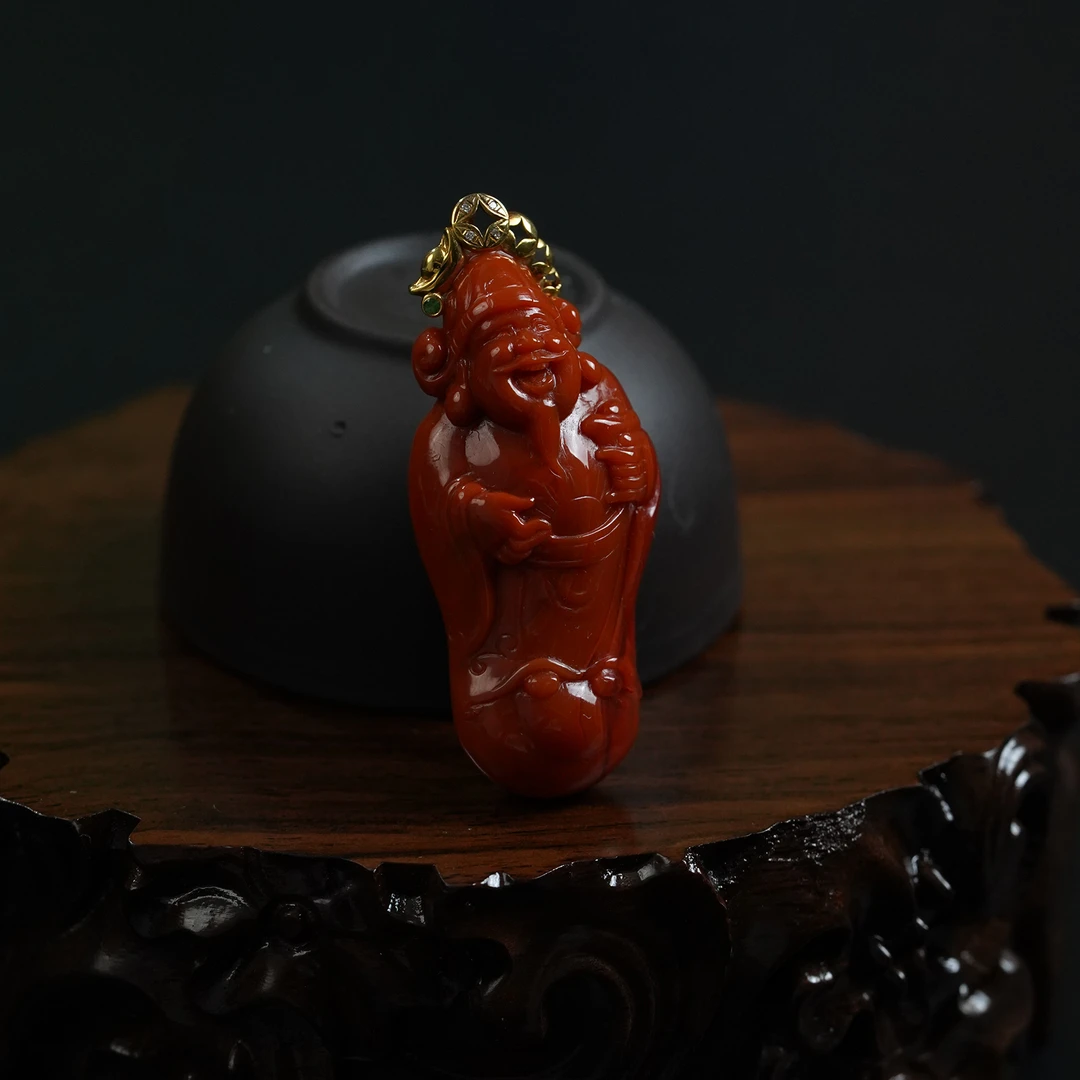 【凤鸣珠宝】天然原矿18K金镶南红收藏级财神吊坠D-513