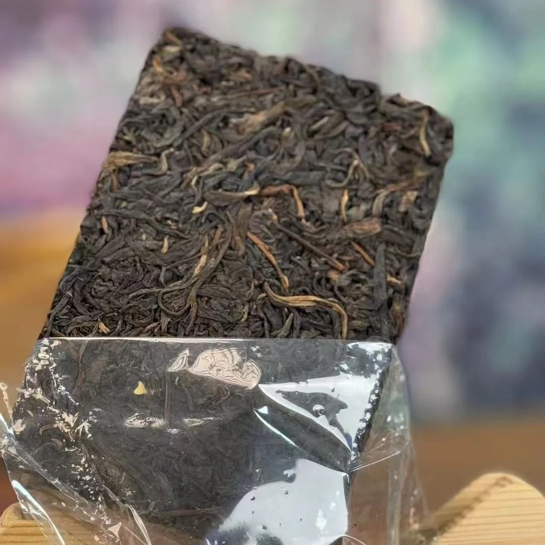 【bzcc 铁粉号】90年代老生砖 250克 生茶