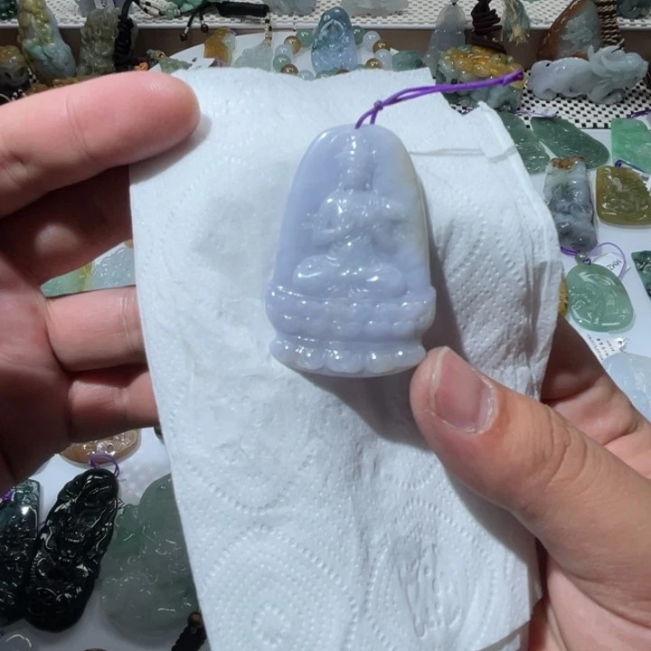 翡翠颈饰未镶嵌天然