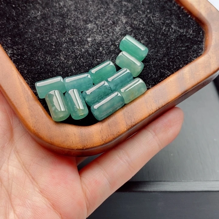 翡翠未镶嵌手链配饰