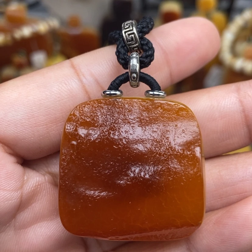 【闪购商品】未镶嵌颈饰琥珀