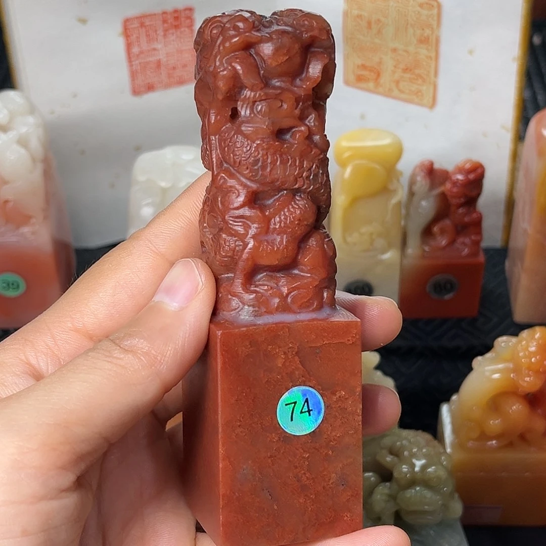 寿山石印石这种现象很明显了呢