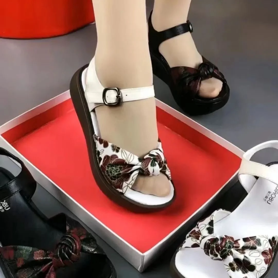 A22凉鞋女2025夏季新款优雅时尚百搭外穿软底松糕厚底女士凉鞋女