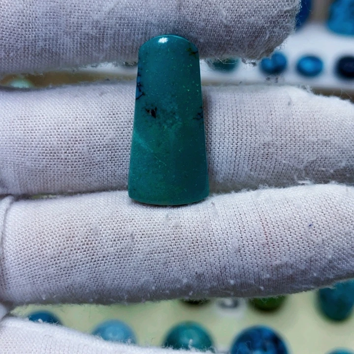 绿松石未镶嵌饰品