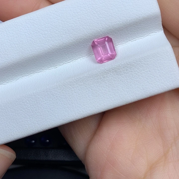 尖晶石裸石1.19ct马亨盖