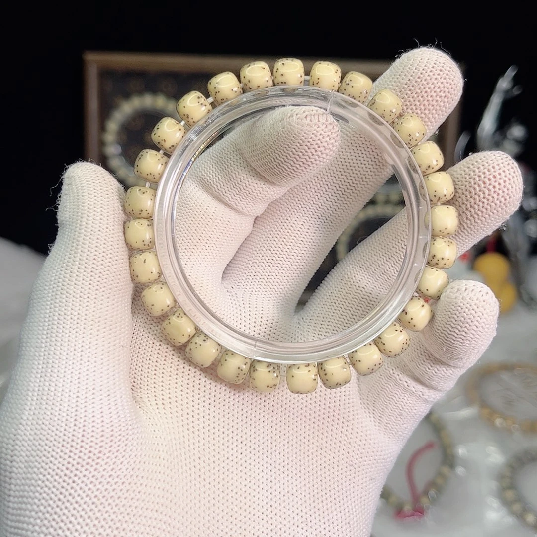 星月菩提手串30 号.  星月菩提.  一物一图.