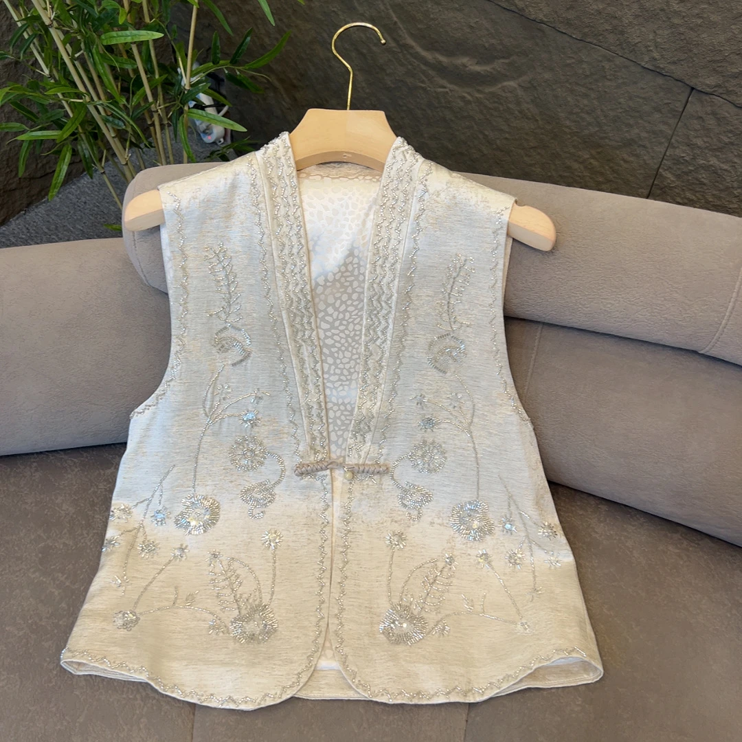 深圳南油乐总-258020-春夏新款新中式国风重工刺绣钉珠V领马甲