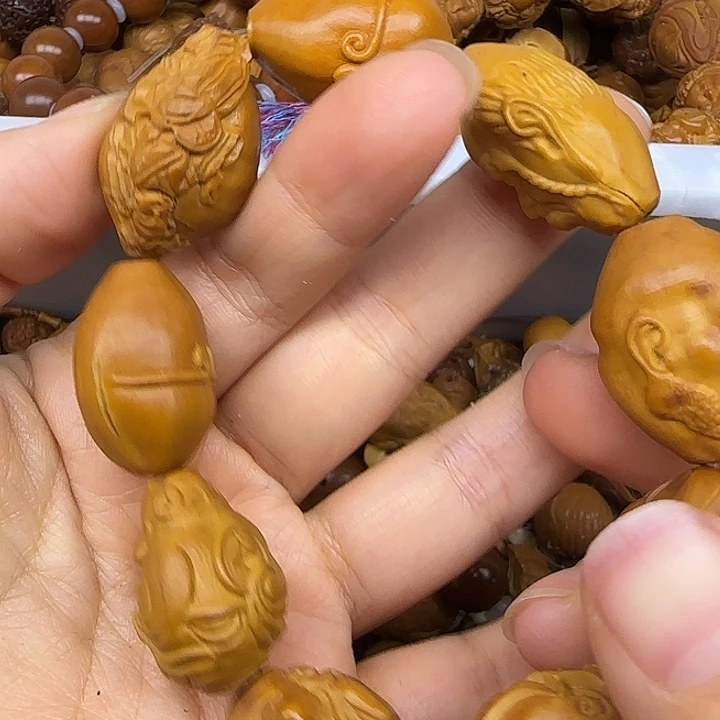 吊坠橄榄核清货的价格是多少