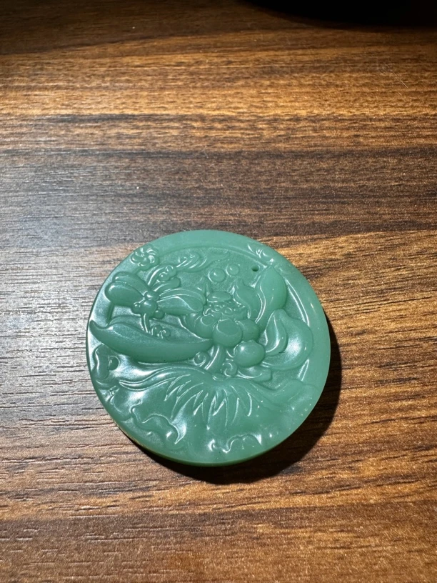 江江推荐-荷花牌吊坠和田晴水YS0447