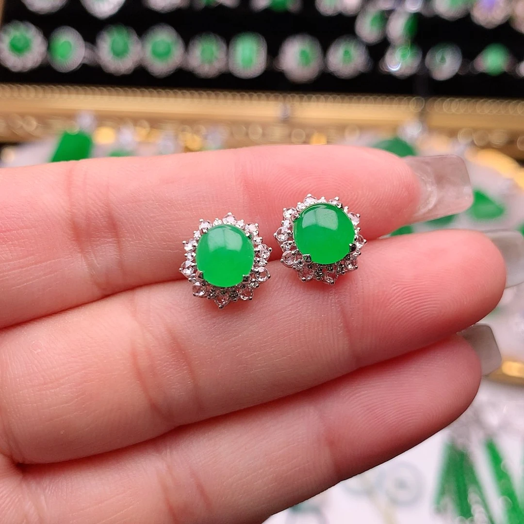 翡翠耳饰18K金镶嵌天然缅甸翡翠耳钉