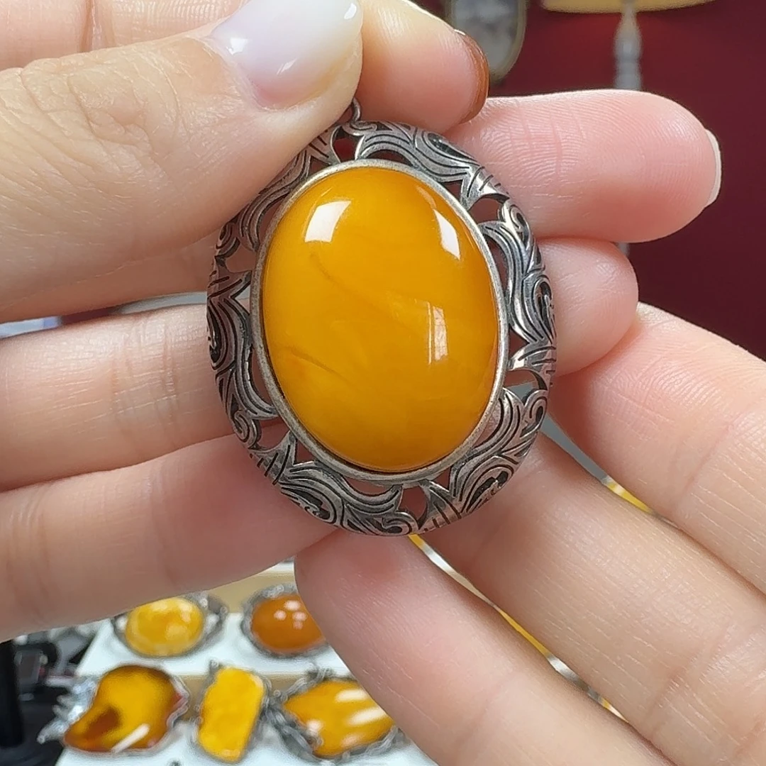 蜜蜡吊坠(不含链)银S925镶嵌吊坠