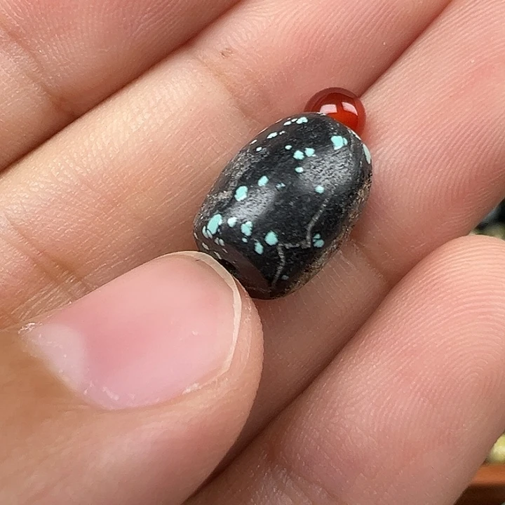 南红玛瑙未镶嵌配饰瑕疵
