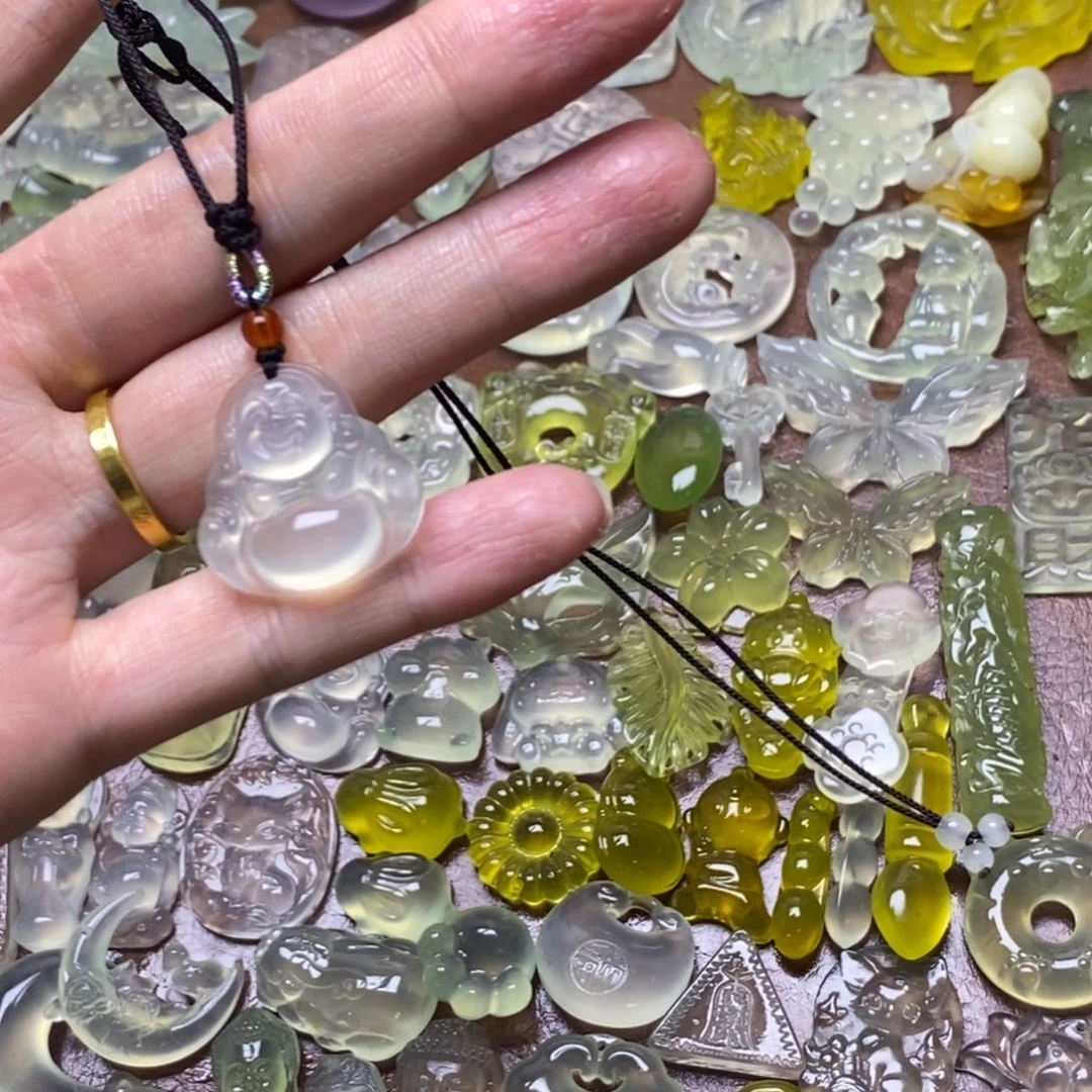 蛇纹石玉合金项链